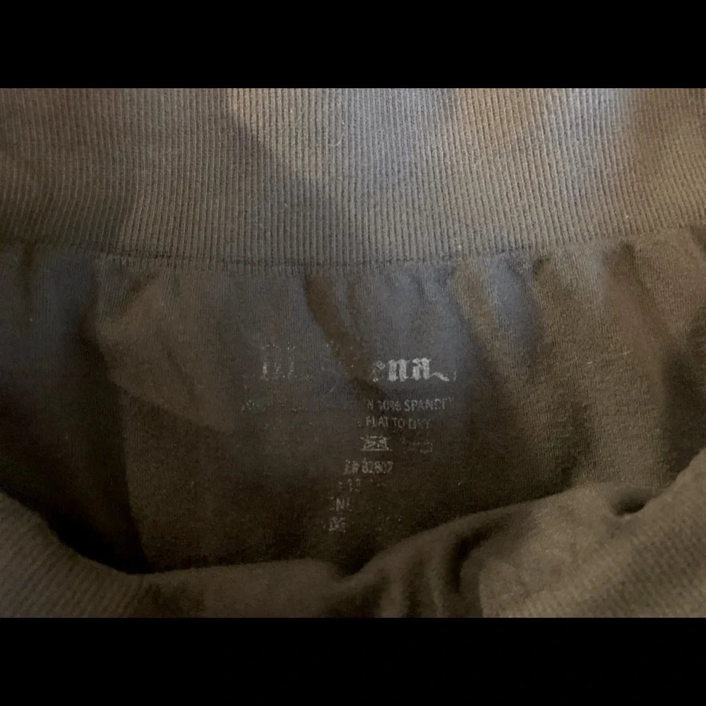 M.Rena 2 pairs. Full Length Seamless Skirted Leggings. Dark grey & black. - Picture 8 of 10